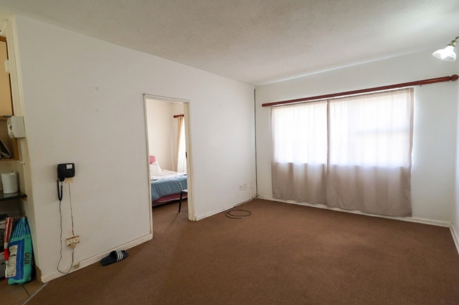 1 Bedroom Property for Sale in Quigney Eastern Cape